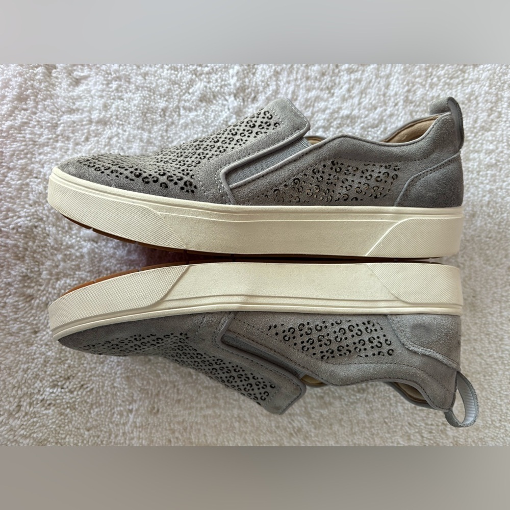 Vionic Women’s Kimmie Perf Slip-On Supportive Sneaker-Size: 8-Color: Gray Suede - Picture 6 of 6